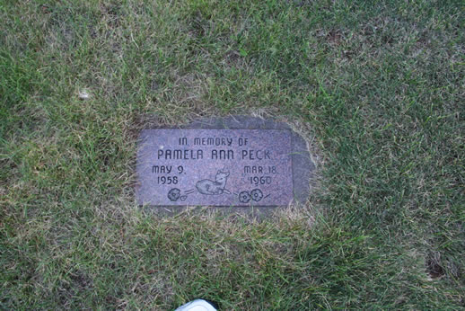 Pamela Ann Peck Grave